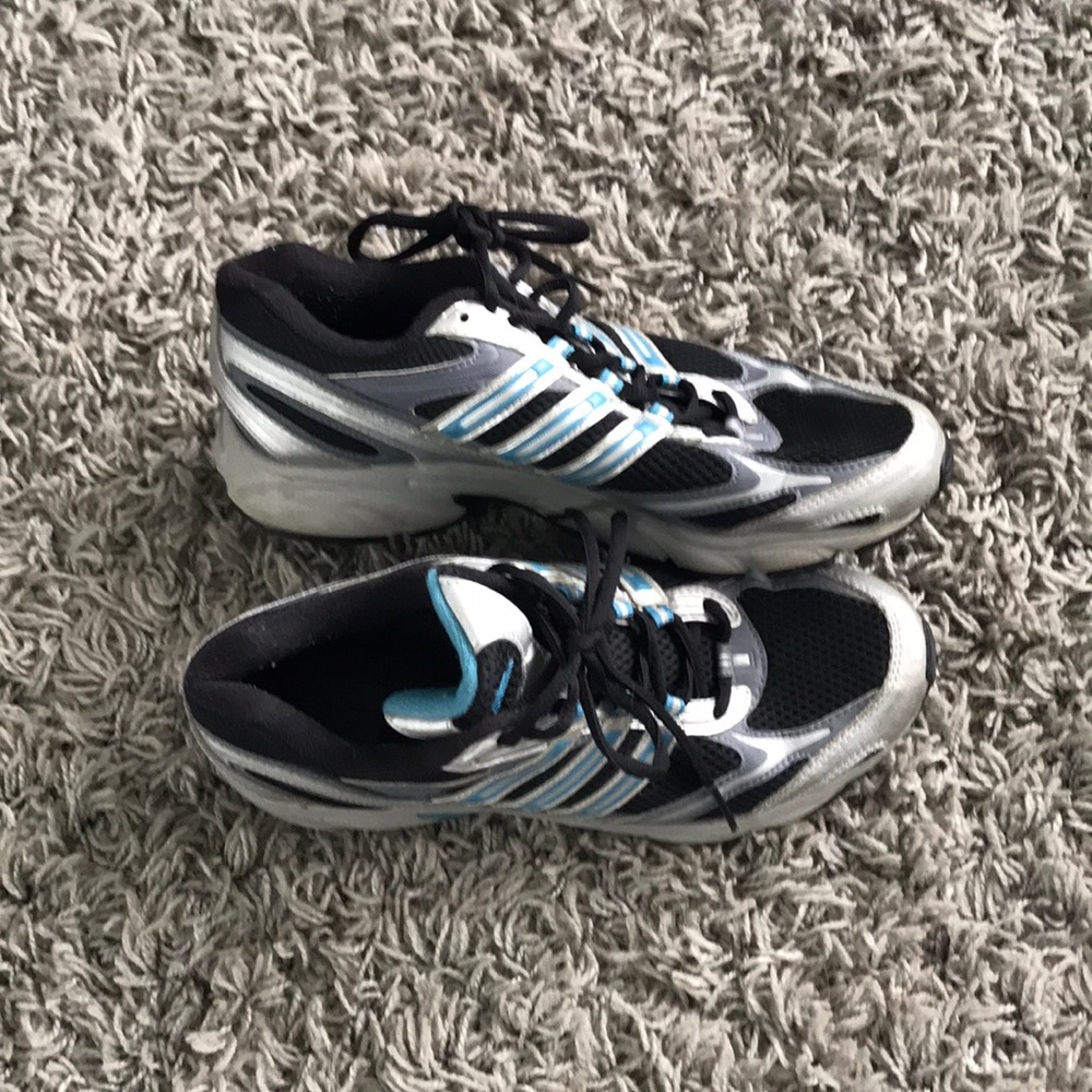 Adidas Tennis Shoes